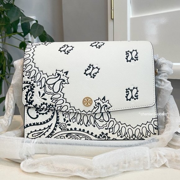 Tory Burch Handbags - 🔥NeW! Tory Burch Robinson Convertible Shoulder Bag Bandana